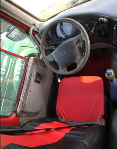 004 Used tractor-CD733169Howo 10-6X4Red