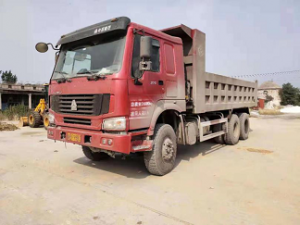 6X4 Howo used dump trucks