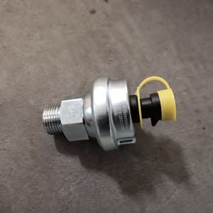 Oil pressure sensor