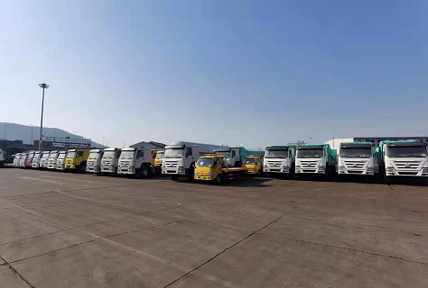 A batch of HOWO used trucks to Nigeria