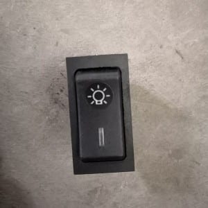 Lamp switch