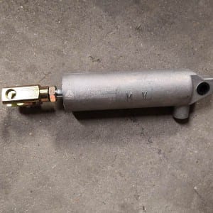 Operating cylinder