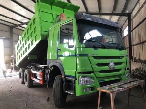 Used Howo 6*4 green dump truck